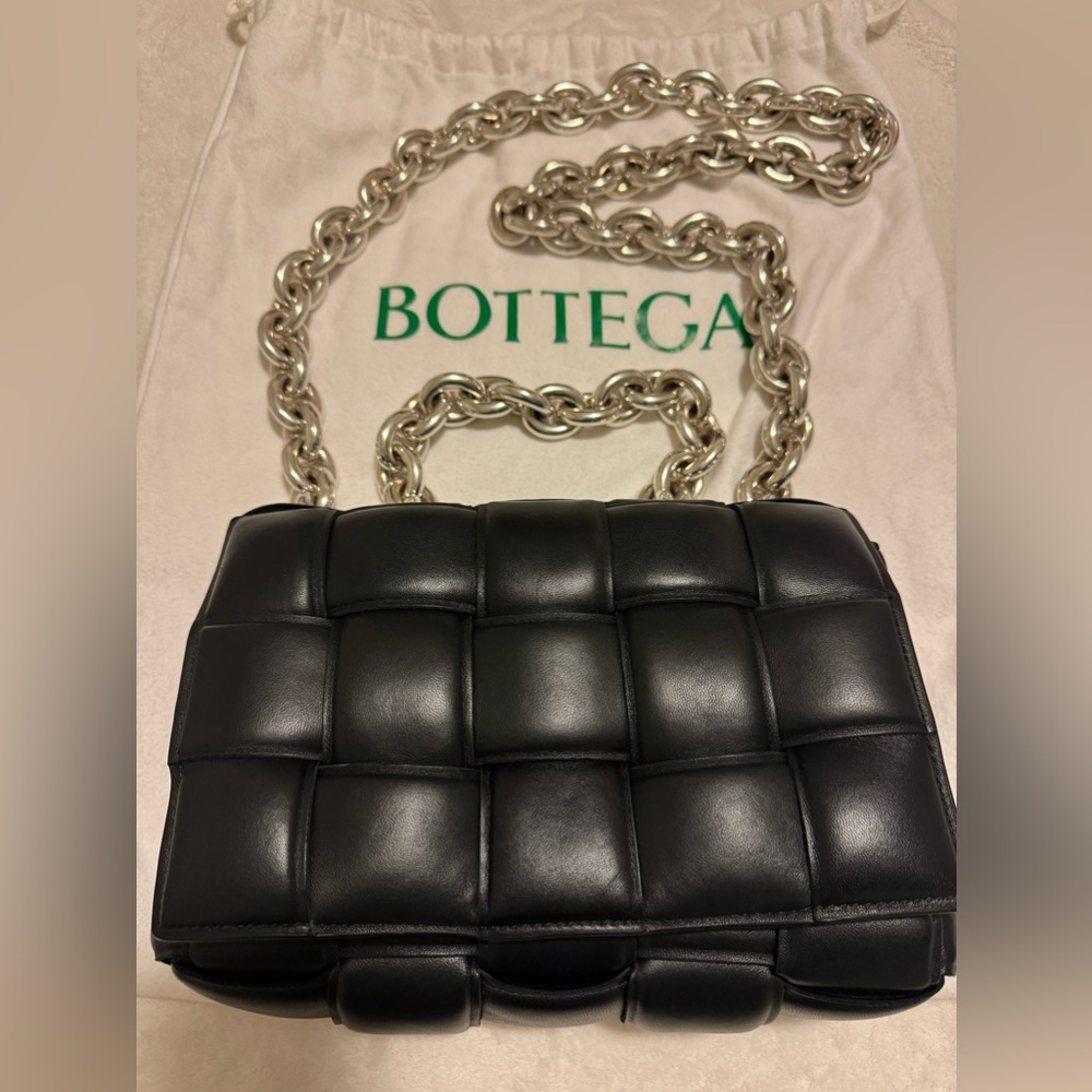 Lambskin Maxi Intreccio Padded Chain Cassette Crossbody Bag Black